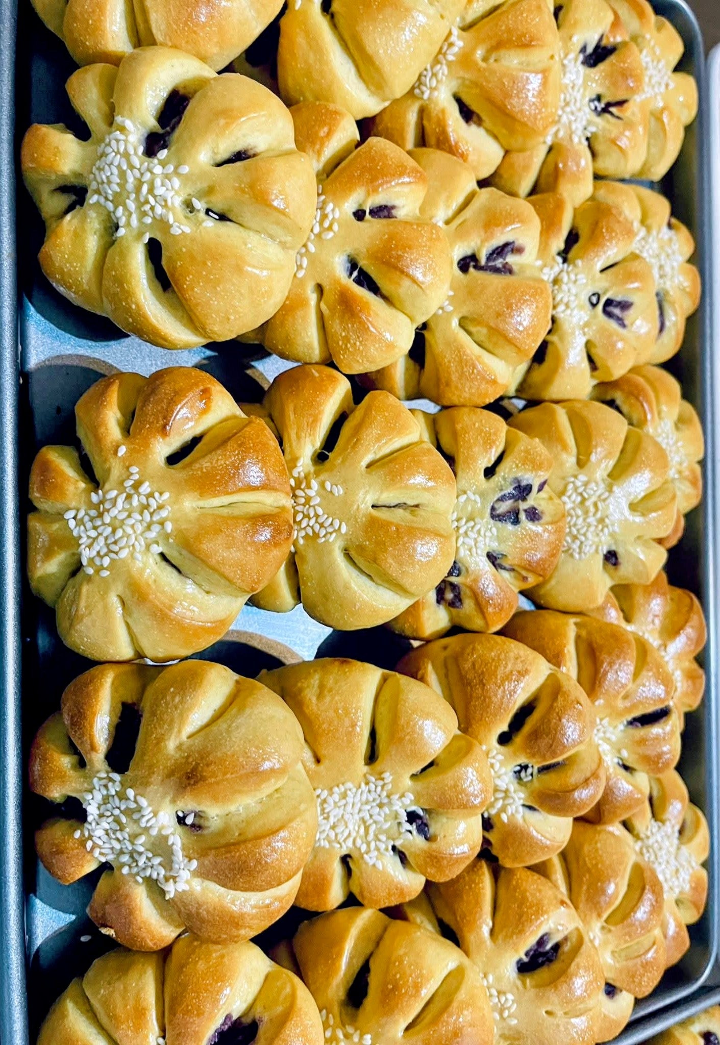 UBE BREAD 8PCS
