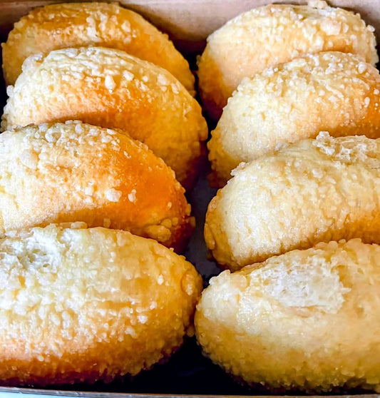 CHEESE BREAD 8PCS (PRE-ORDER) SHIPPING SEPT. 9