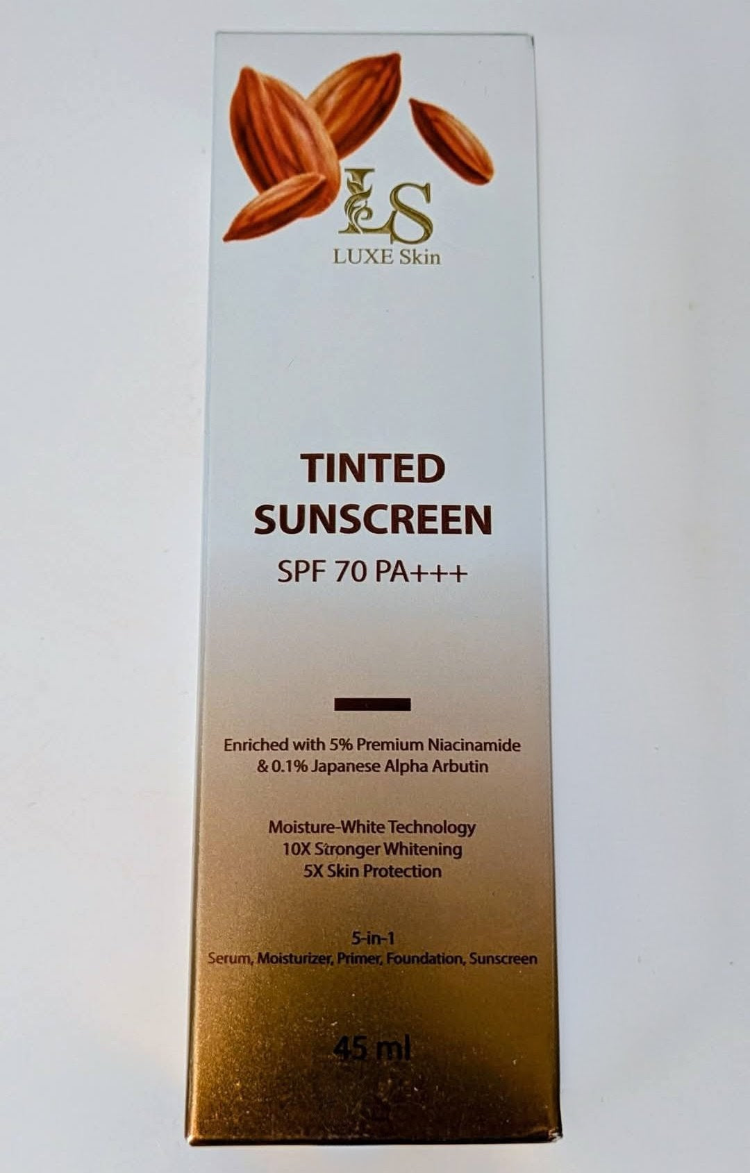 LUXE SKIN TINTED SUNSCREEN SPF70 PA+++